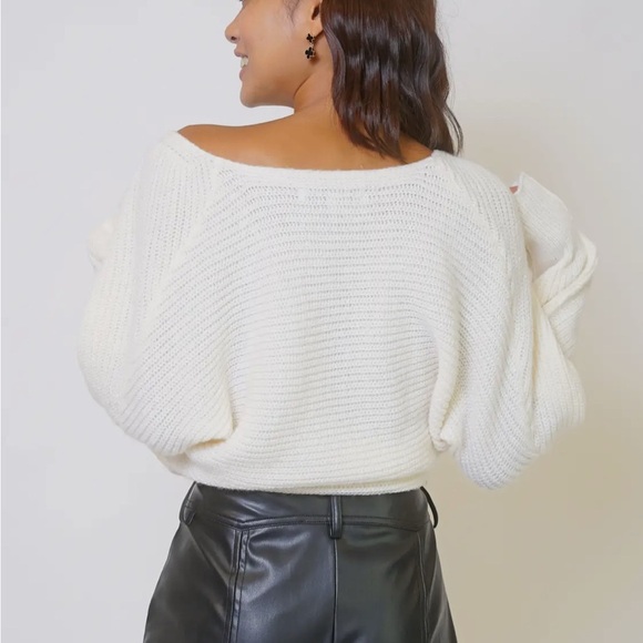 Cream Cable Knit Sweater - Picture 3 of 9